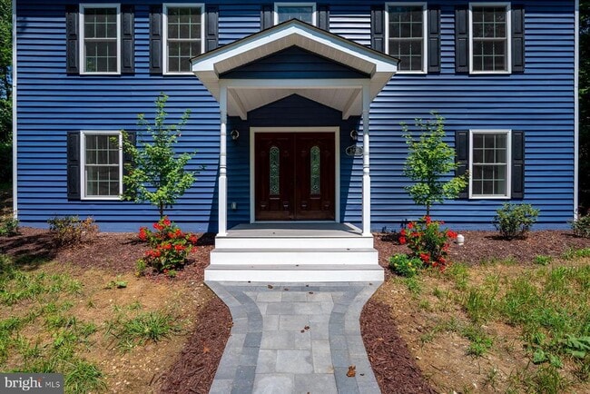 Building Photo - 1400 Lower View Ct