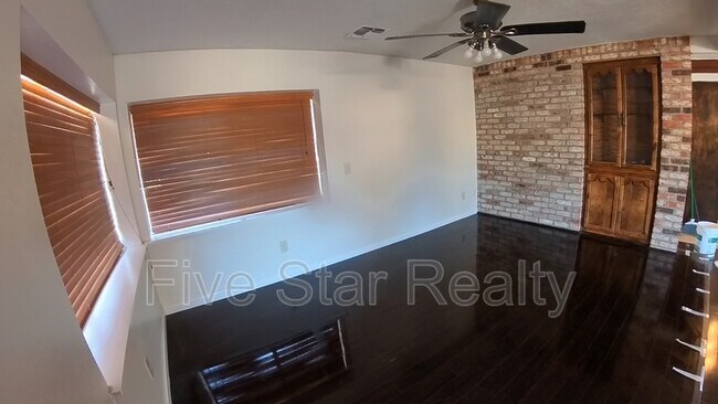 Building Photo - 81018 Freeport Blvd