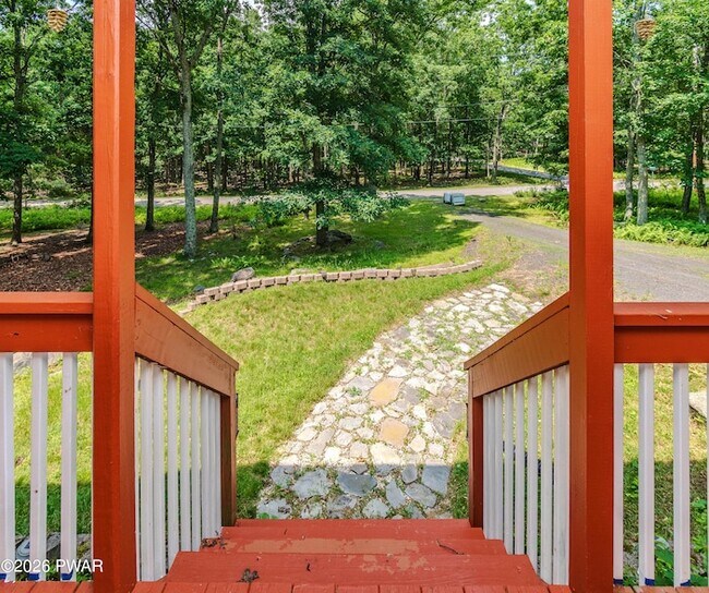 Building Photo - 3290 Bluebird Dr