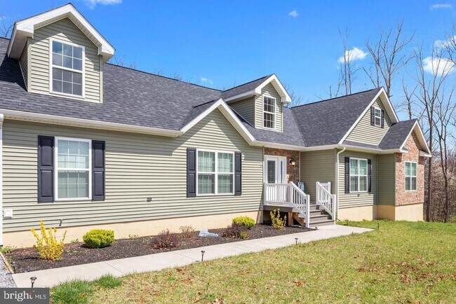 Building Photo - 289 Slate Ln