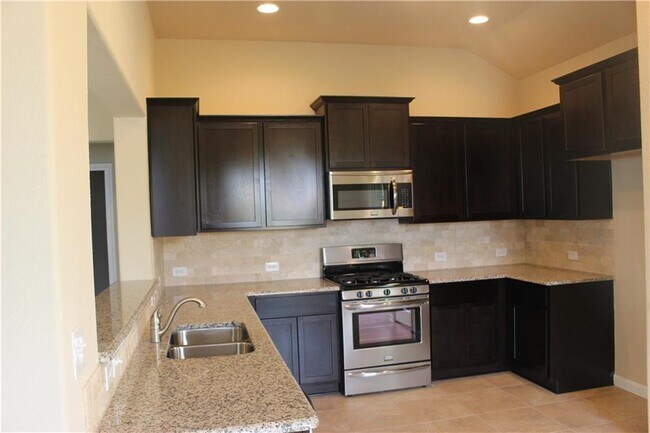 Building Photo - 1024 Palo Duro Loop