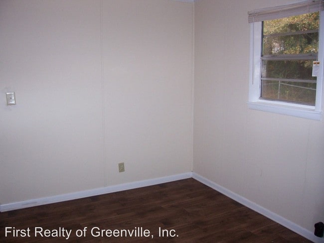 Building Photo - 4 br, 2 bath House - 342  Cunningham St