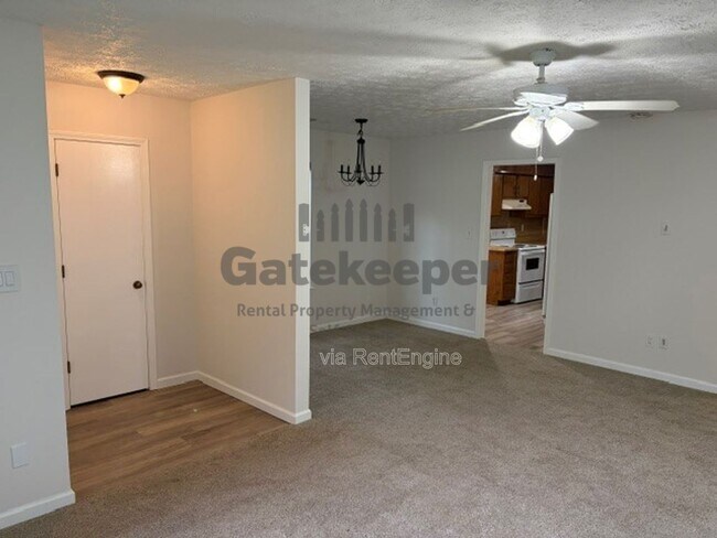Building Photo - 280 Handley Ct