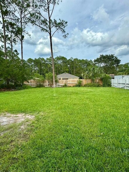 Building Photo - 26 Rybar Ln