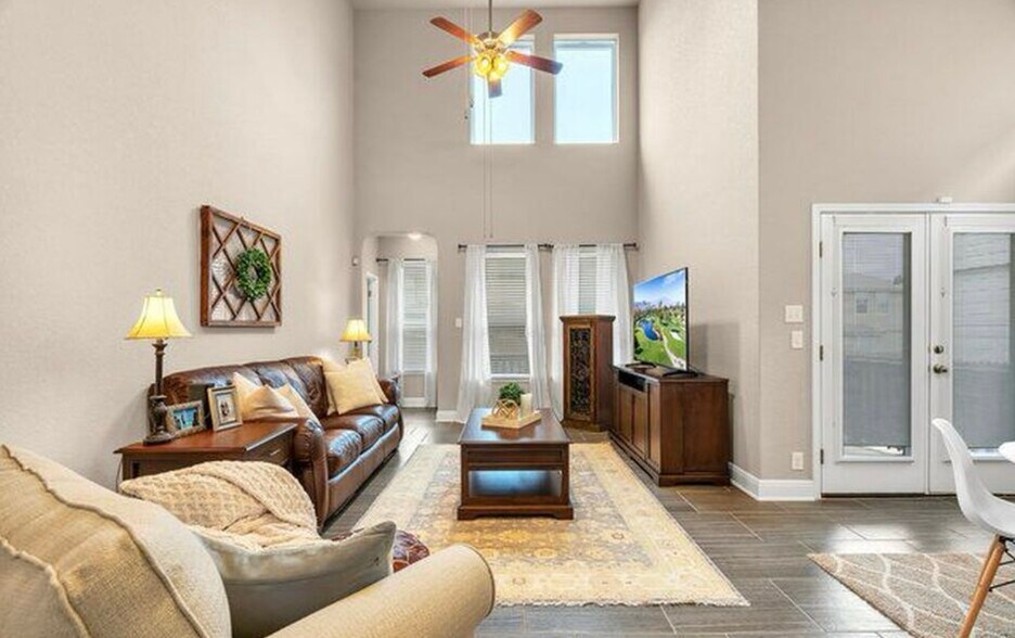 Building Photo - 630 Hollimon Pky