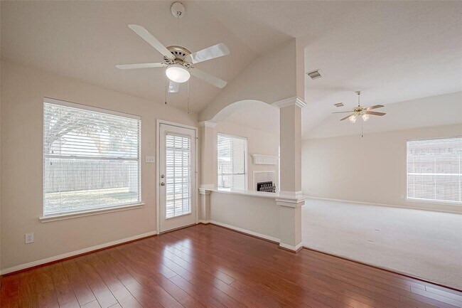 Building Photo - 18014 Still Springs Ct