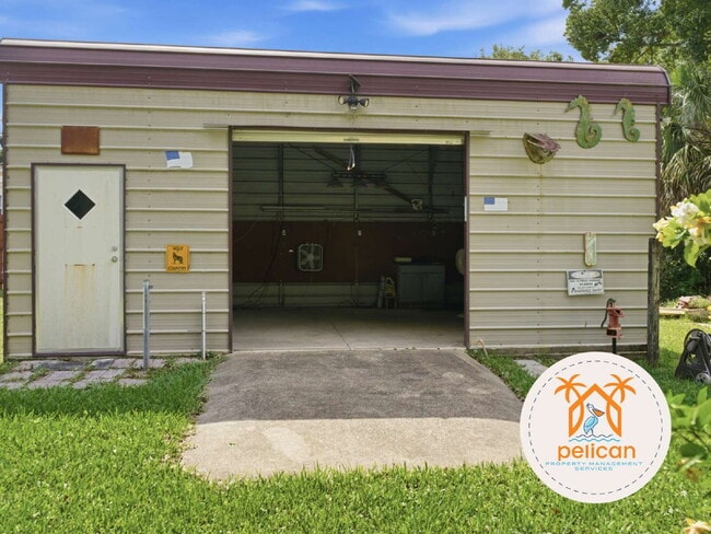 Building Photo - 116 SE Gilliland Rd