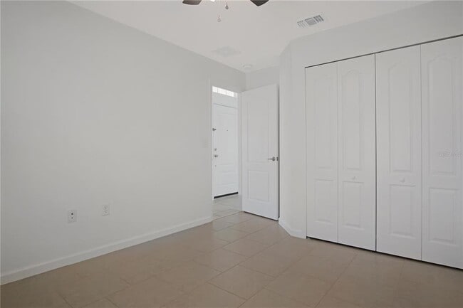 Building Photo - 2034 Honeybell Ave