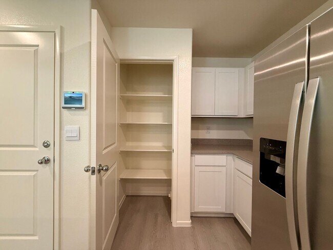 Building Photo - BRAND NEW 3 BED 2.5 BATH 2 CAR GARAGE TOWNHOUSE W/ LOFT FOR RENT!!!