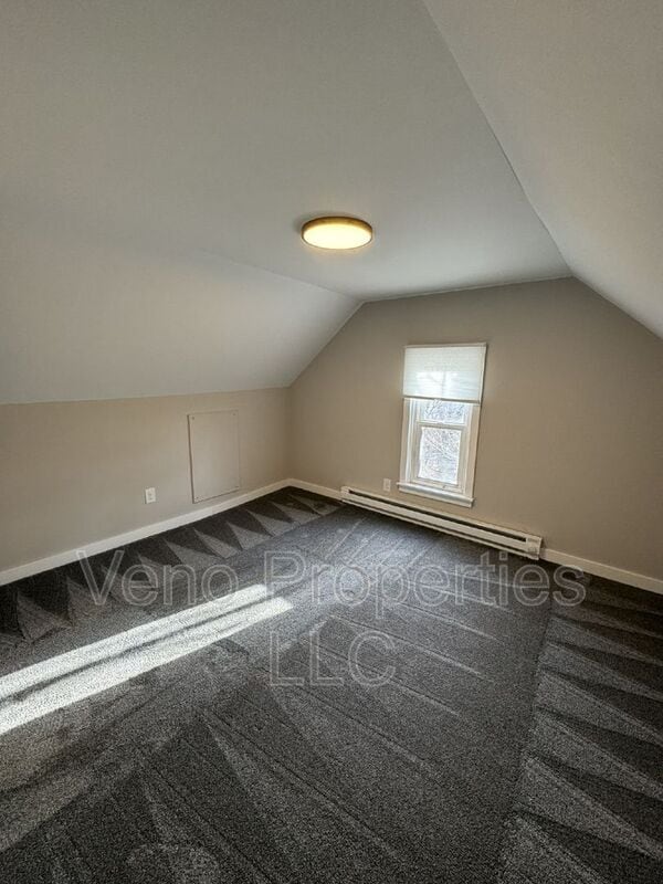 Building Photo - 25 William St