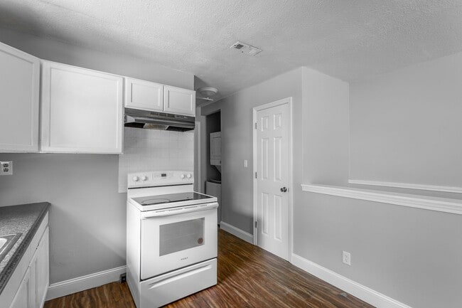 Building Photo - 6303 Walden Ave