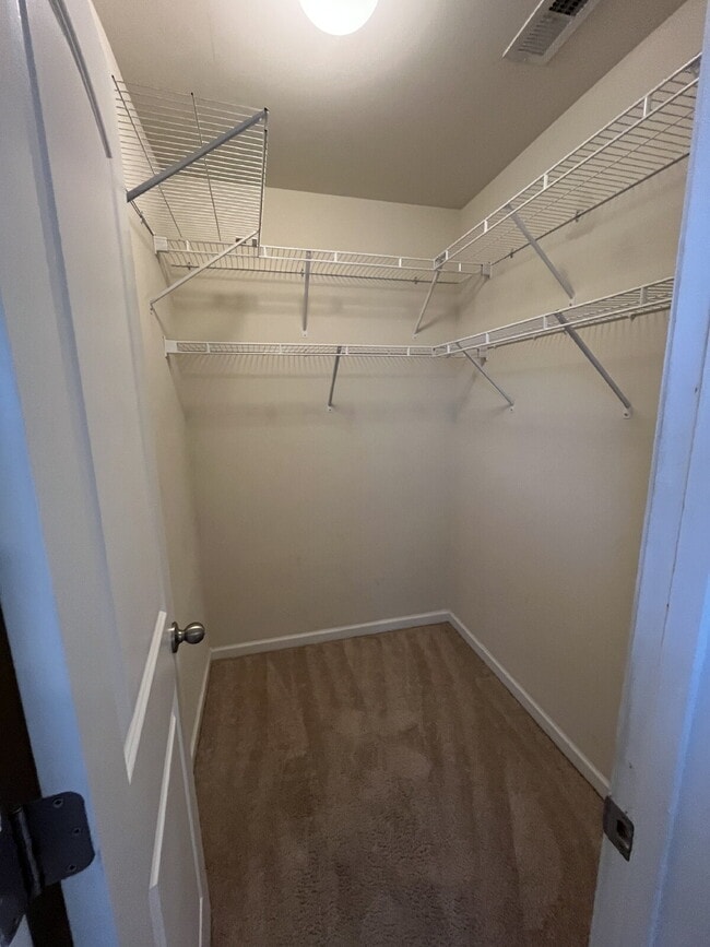 Building Photo - Modern 2019 East Point Home: Open Concept Living, Prime Location & Easy ATL Commute!