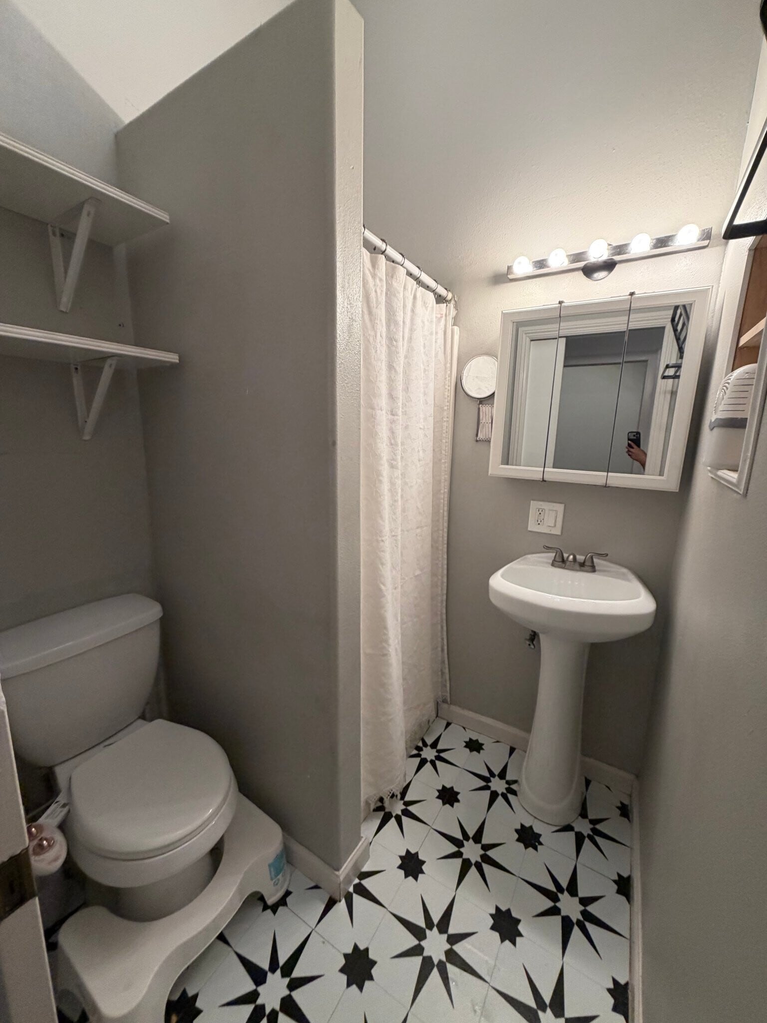 Building Photo - 6602 Gramercy St