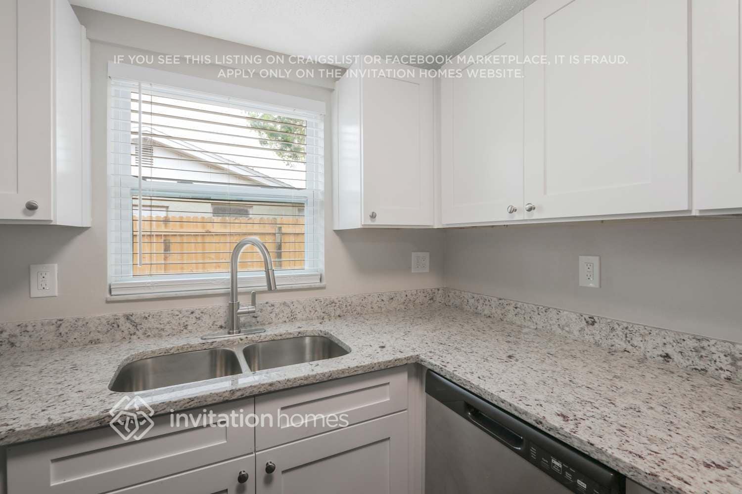Building Photo - 8903 Cochise Ln