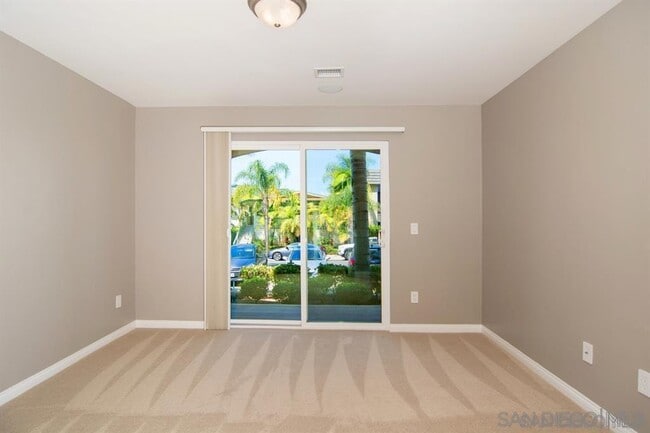 Building Photo - 3921 Oregon St