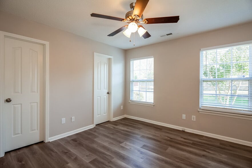 Building Photo - 8604 Mineral Ridge Way