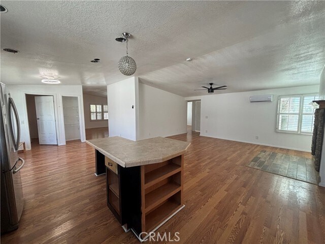 Building Photo - 1225 N Alessandro St