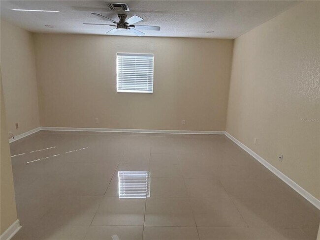 Building Photo - 4518 24th Ave S