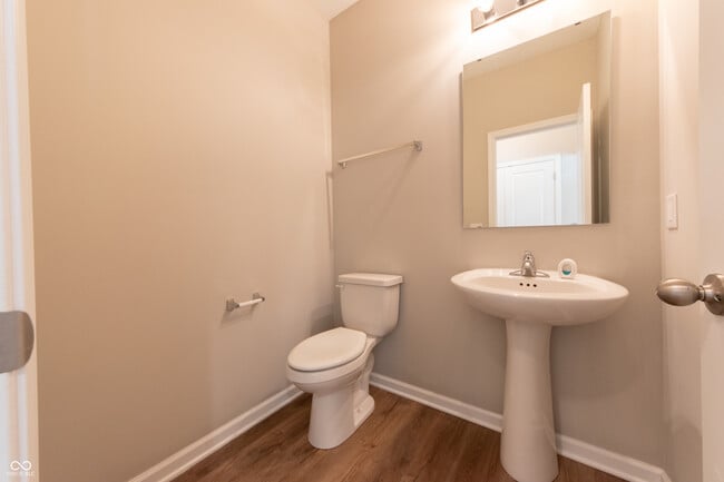 Building Photo - 7042 Pinnacle Dr