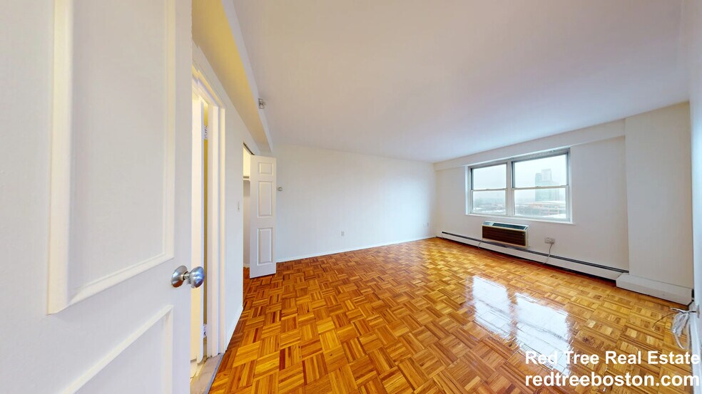 Building Photo - 208 Freeman St