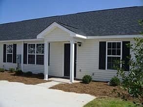 Building Photo - 112 Mistletoe Way