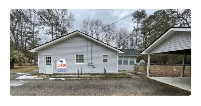 Building Photo - Spacious 3 Bedroom Home in Ridgeland, SC!