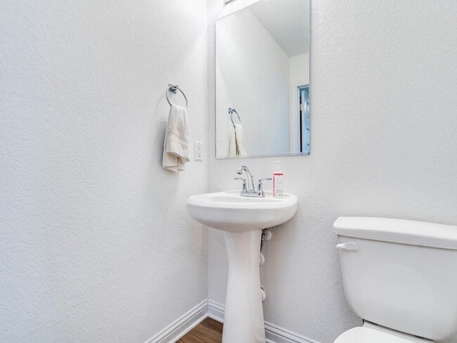 Building Photo - 7904 Mandela Bend