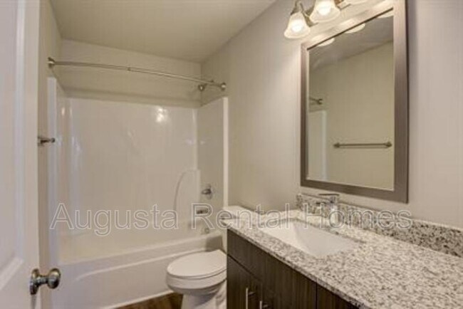 Building Photo - 2506 Otter Run