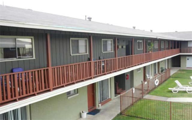 Balcony.jpg - Aviation Place Apartments