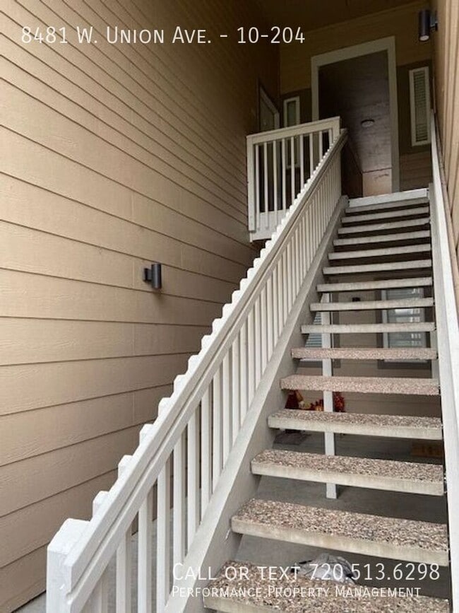 Building Photo - 8481 W Union Ave