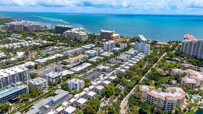 Building Photo - 195 Sunrise Dr