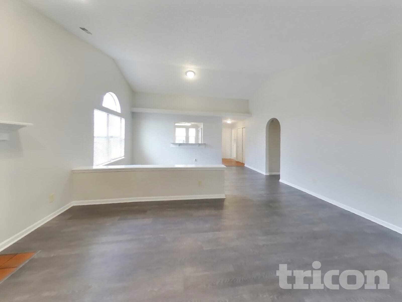 Building Photo - 6621 Pamona Cir