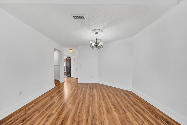 Building Photo - 4111 Coral Tree Cir