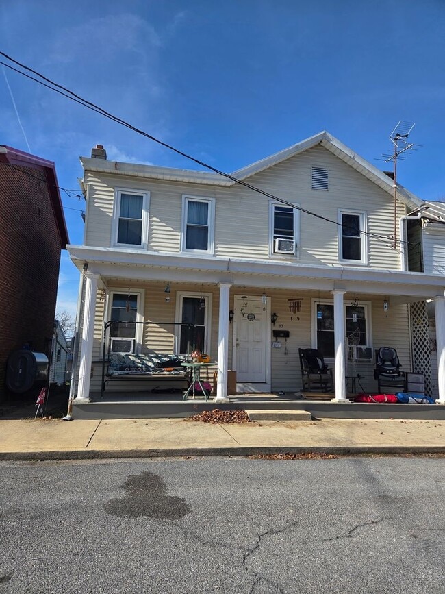 Primary Photo - COMING SOON! 3 Bed 1 Bath in Newville, PA!