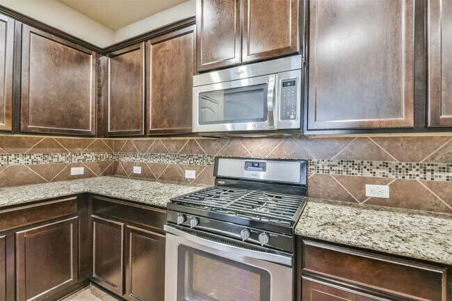 Building Photo - 18226 Chianti Ridge Dr