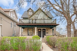 Building Photo - 952 Jenifer St