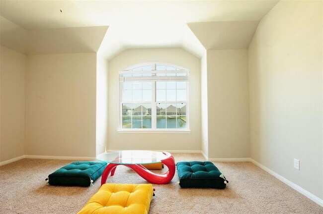 Building Photo - 24930 Adami Veduta Ct