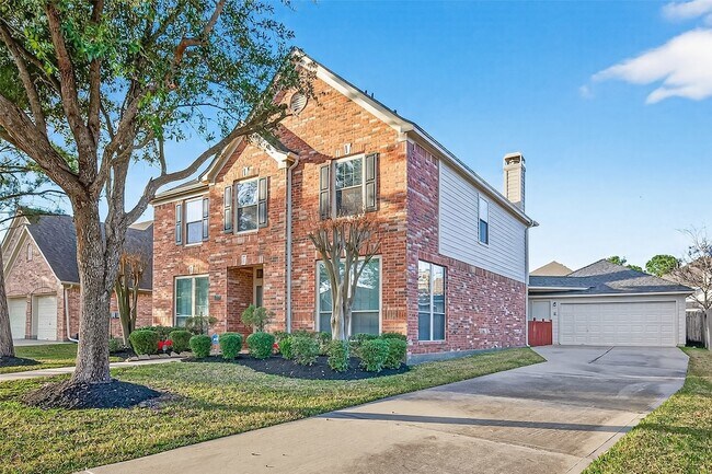 Building Photo - 8858 Distant Woods Dr