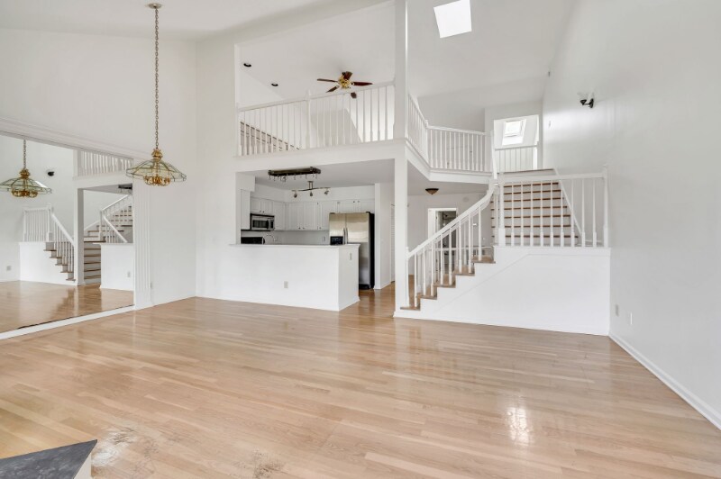 Building Photo - 268 Glenstone Cir