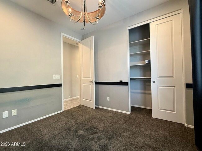 Building Photo - 9464 W Fallen Leaf Ln