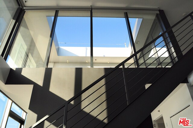 Building Photo - 1115 Sunset Blvd
