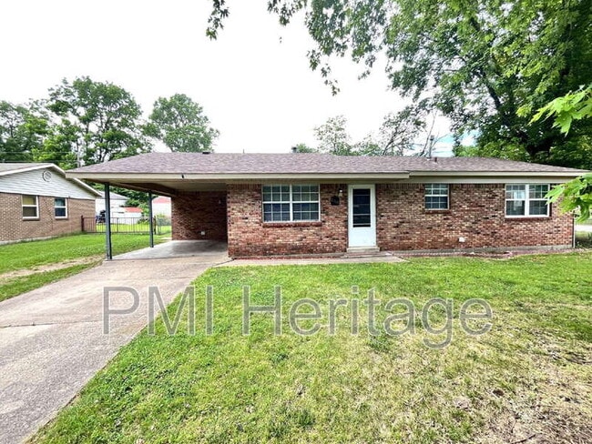 Primary Photo - 2100 Cottonwood Pl