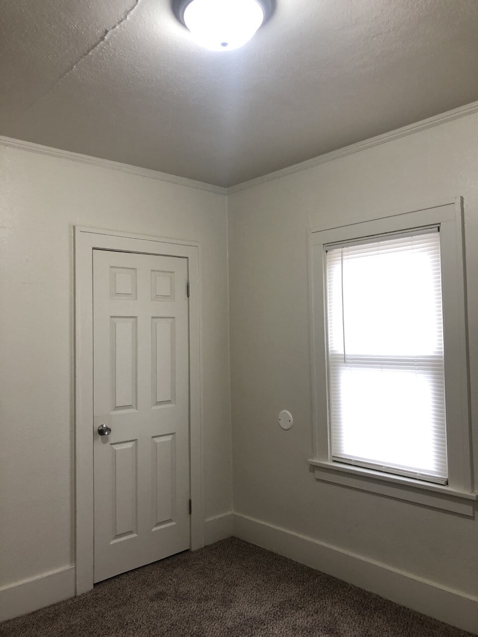 Building Photo - 817 W Nebraska Ave