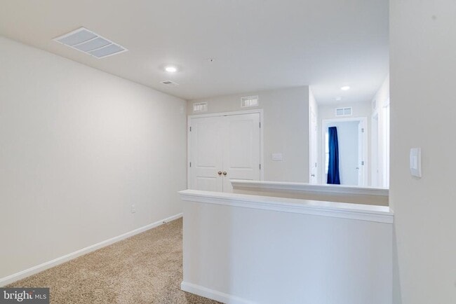 Building Photo - 148 Correri St