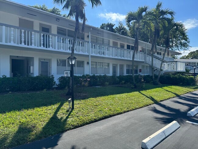 Primary Photo - 6 Keswick A