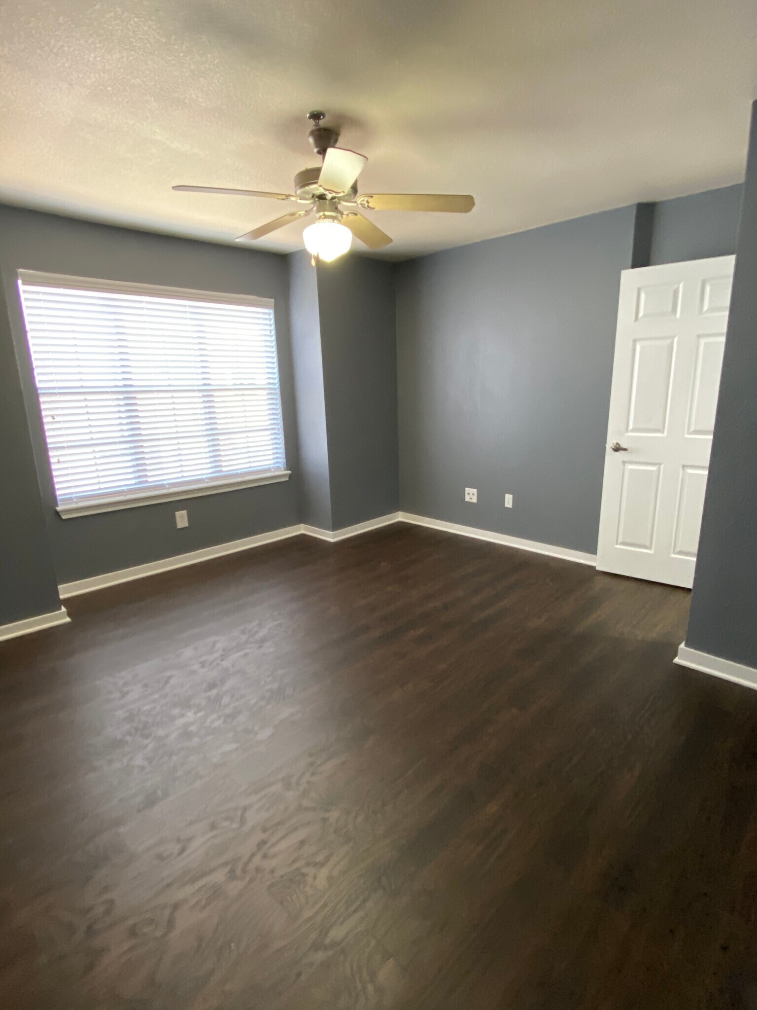 Master Bedroom - 3901 Travis Street