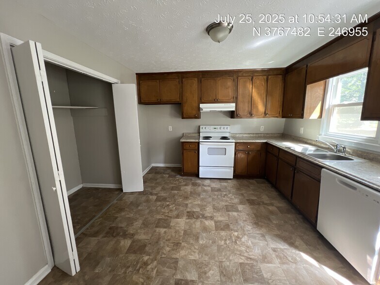 Kitchen, Main Floor - 943 Grier Rd