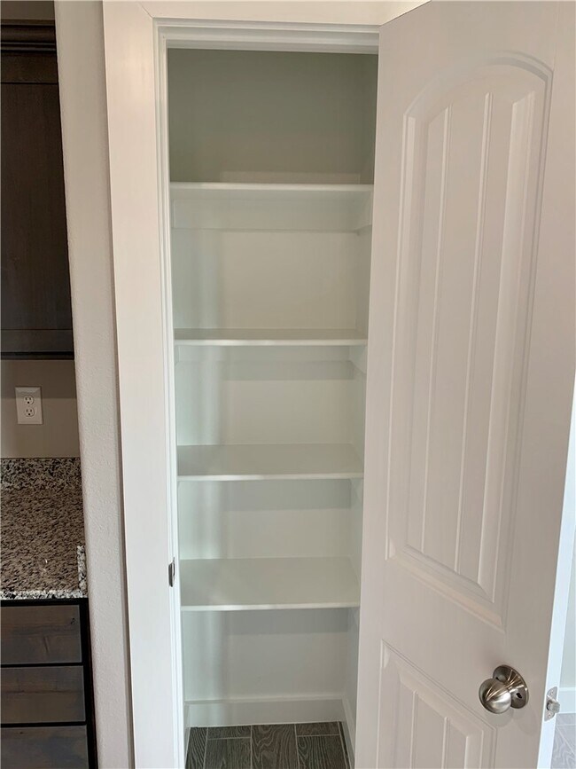 Building Photo - 451 Red Robin St