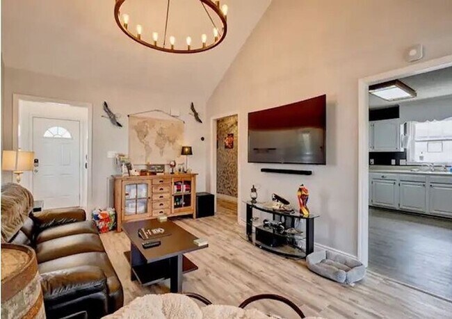 Building Photo - LAVISHLY FURNISHED PIRATE-THEMED OFF-SEASON BEACH GETAWAY