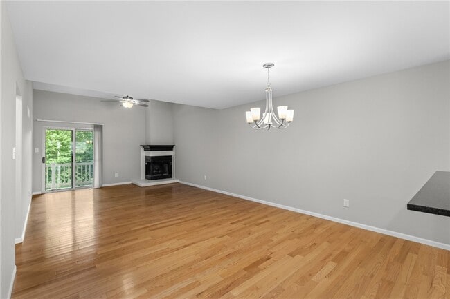 Building Photo - 178 Cascade Cir Dr